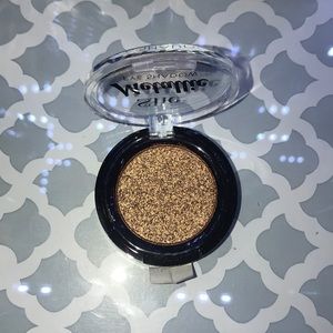 Metalic eyeshadow